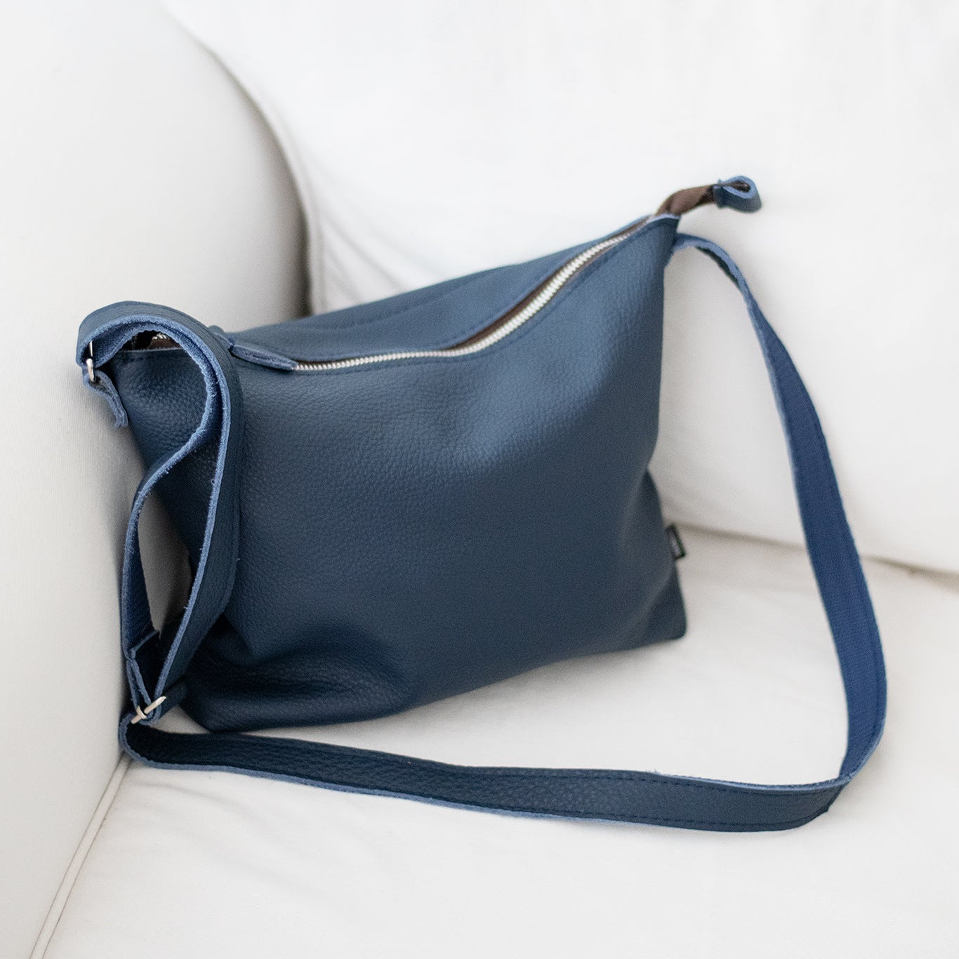 Anet L shoulder bag - Dark Blue
