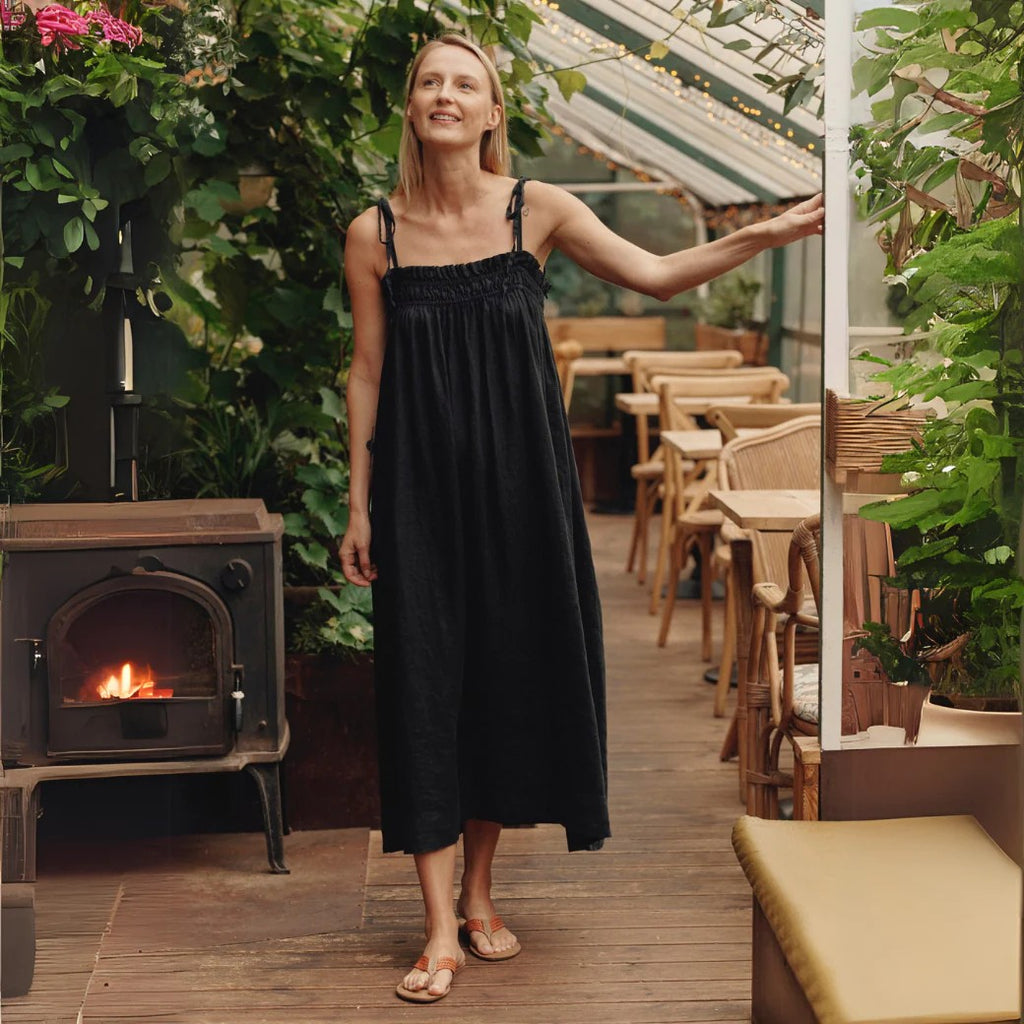 Linen Ballade Dress - Black
