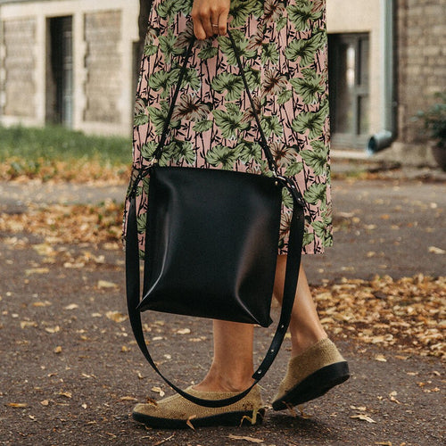 Handbag Escape Artist